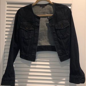 Cropped denim jacket